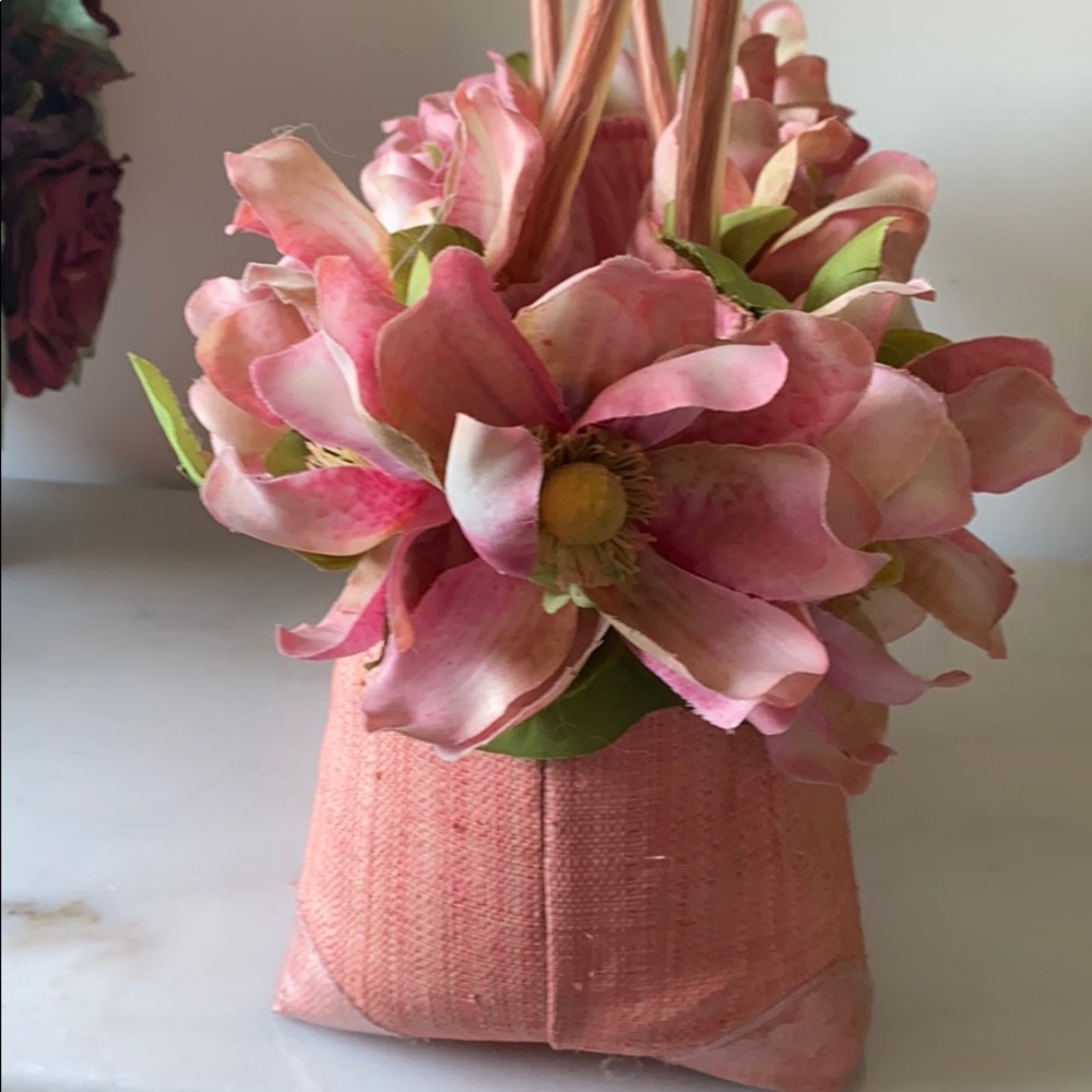Pink Blooming Bag With Inside Pull String Liner - image 3